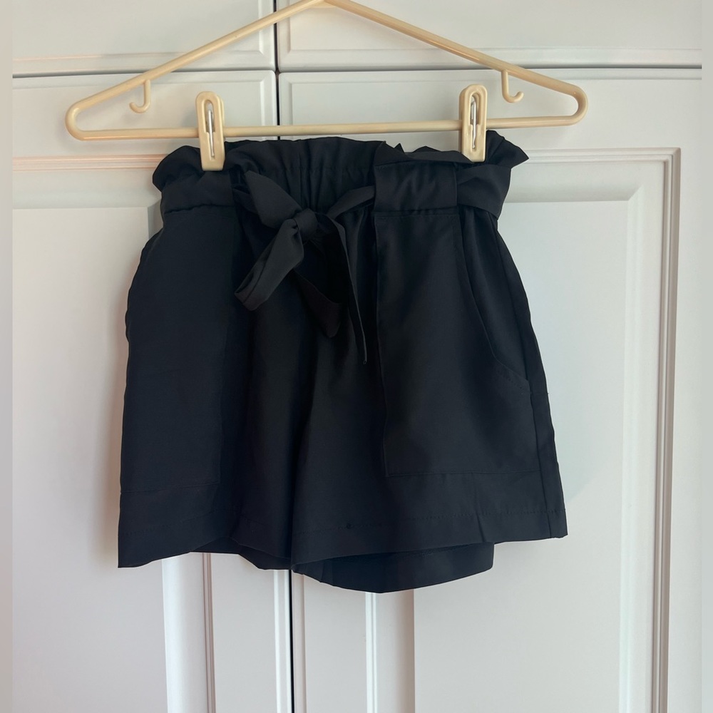 Black Tie-Front Flowy Dress Pants